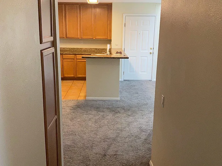 3454 Castle Glen Dr #225 — Photo 5