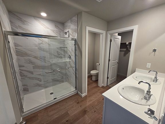 5th image of 7507 E 156th Pl S