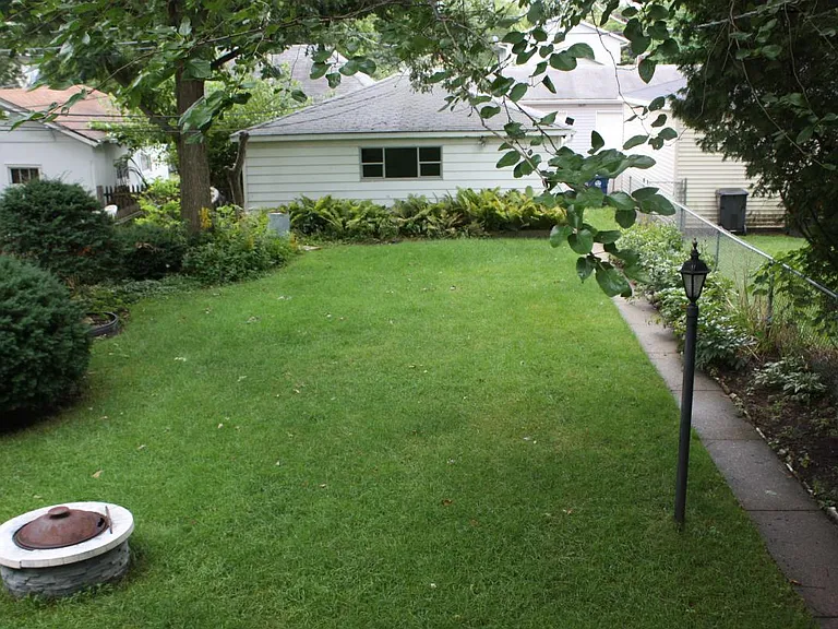 1812 Colfax St #2 — Photo 15