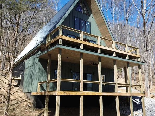 1196 Lakeside Dr, Smithville, TN 37166