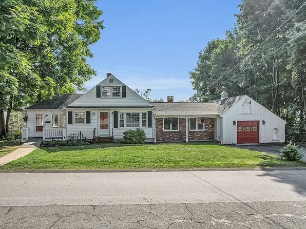 37 Wadsworth St, Danvers, MA 01923