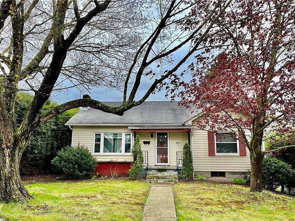 1st image of 235 Wallula Ave