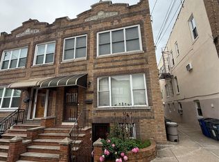 7542 67th Rd, Middle Village, NY 11379