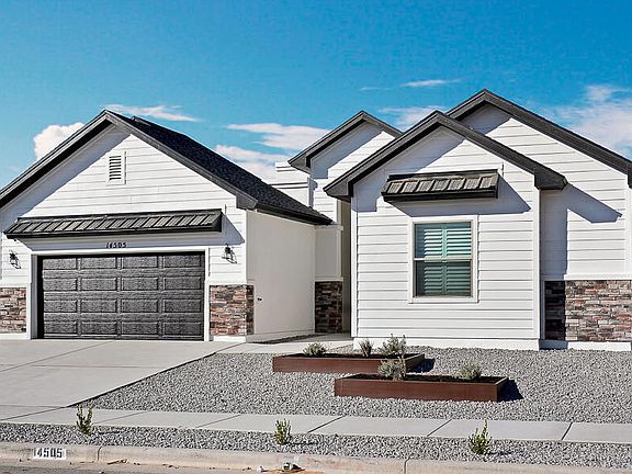3rd image of 309 Emerald Pearl Dr