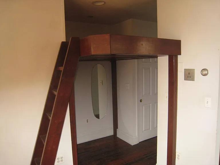 57 Charter St #4D — Photo 3