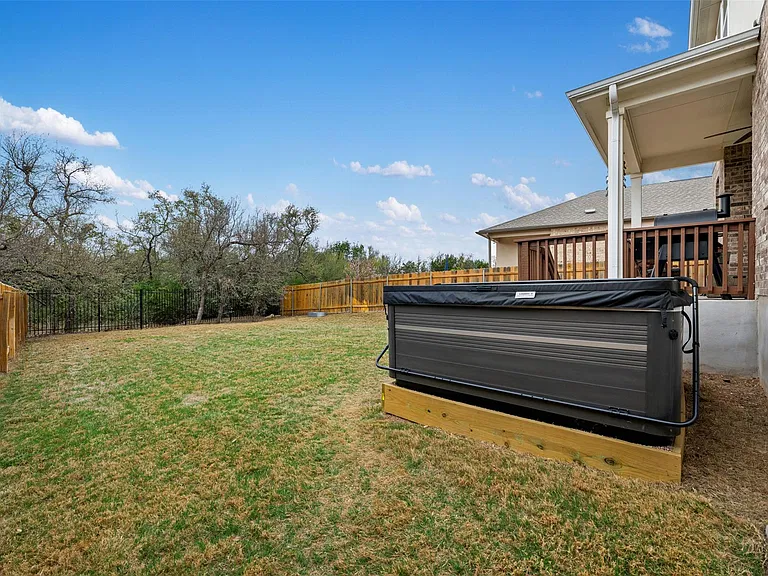 8204A Prairie Rye Dr — Photo 26