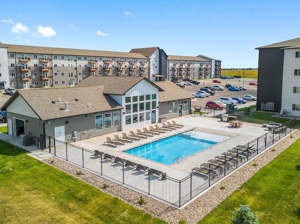 388 Berky Dr #404-402