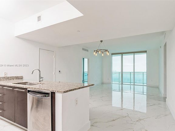 2nd image of 951 Brickell Ave APT 3706