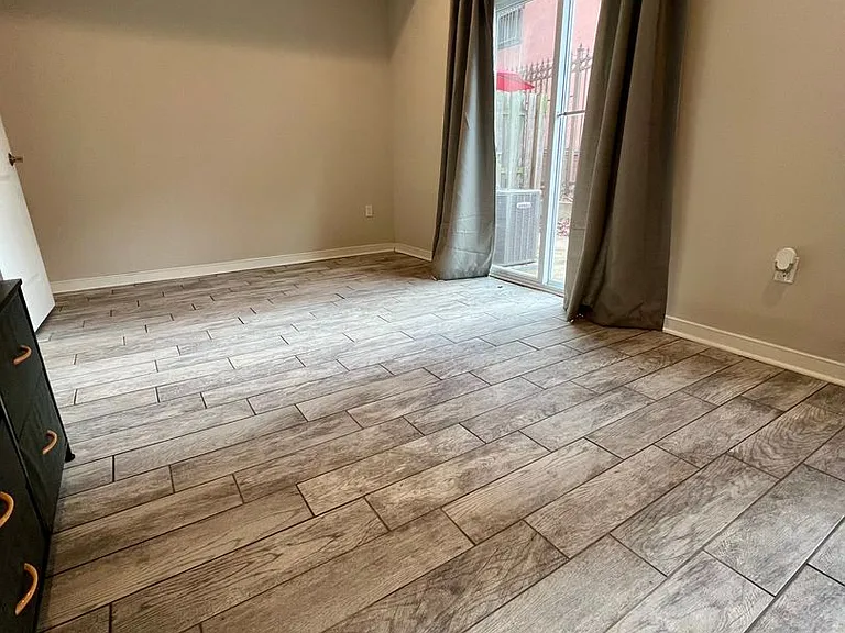 606 W Jefferson St — Photo 27