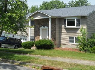13 Schirra Dr, Wanaque, NJ 07465