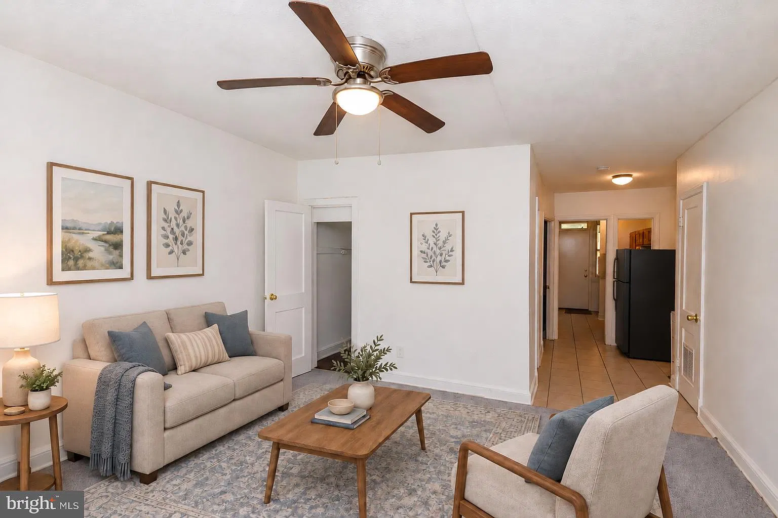 1 bed, 1.0 bath, 650 sqft, $1,200 — Photo 2