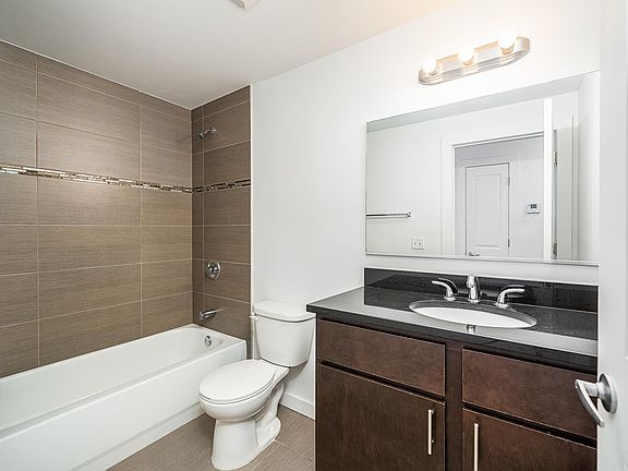 5th image of 76 Palisade Ave #6R