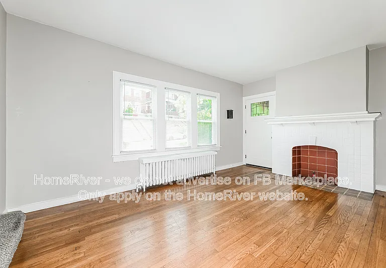 3025 Norwood Ave — Photo 6