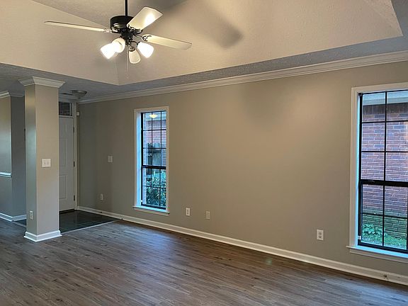 3rd image of 6428 Chaprice Ln