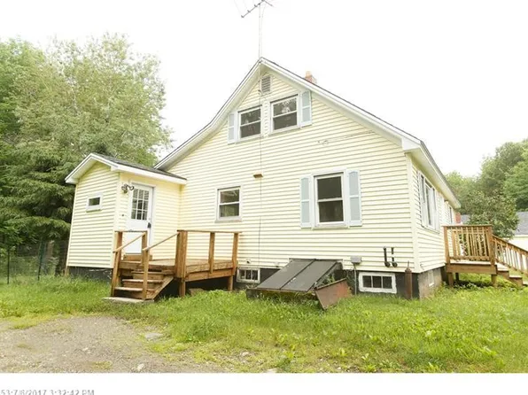 1423 Carmel Rd N, Hampden, ME 04444