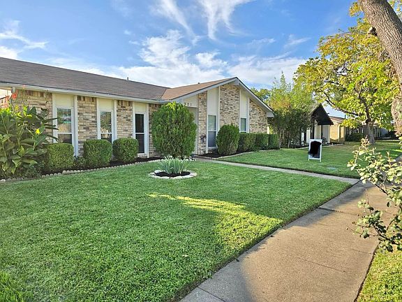 2nd image of 2921 Winterberry Dr