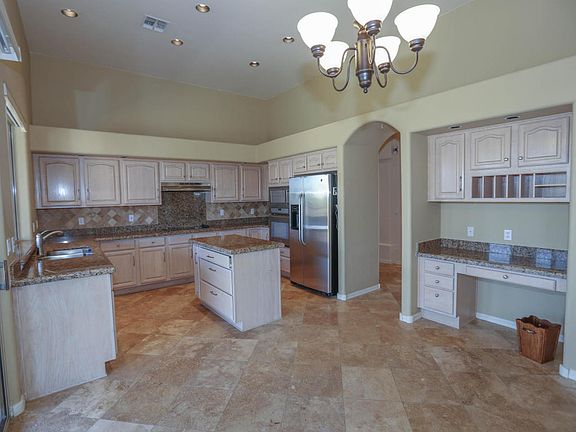 4th image of 13829 E Kalil Dr