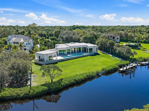 8309 SE RIVERS EDGE Street, Jupiter, FL 33458