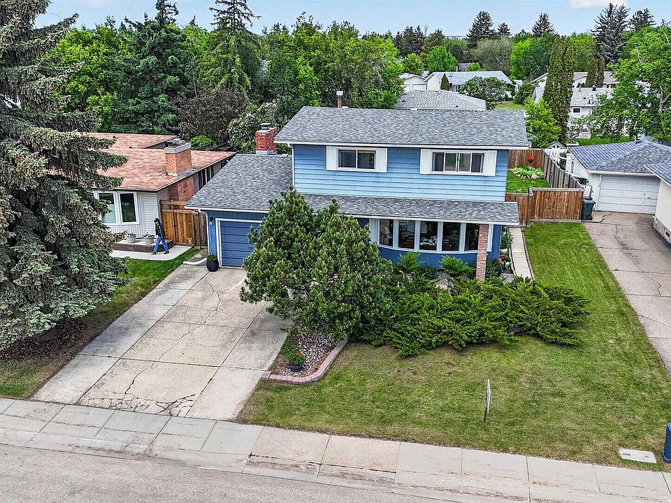 1st image of 11 5th Ave