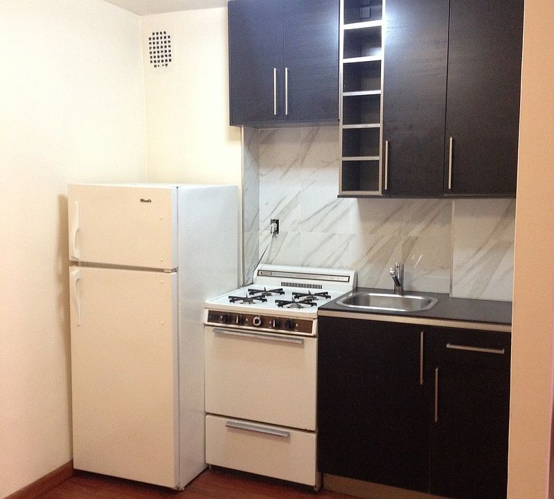 1st image of 1730 E 14th St APT 2J