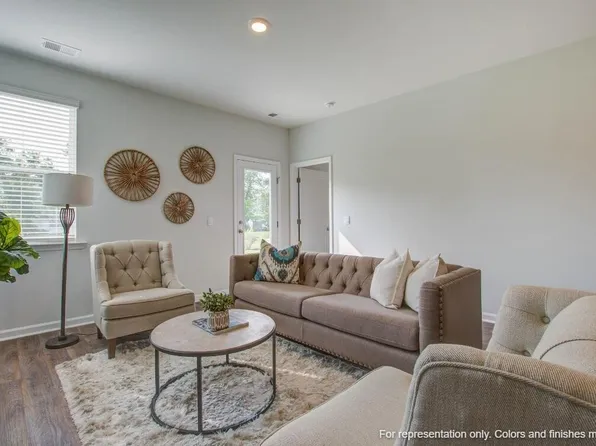 280 Walters Dr, Holly Hill, SC 29059
