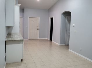1426 NE 8th Pl, Cape Coral, FL 33909