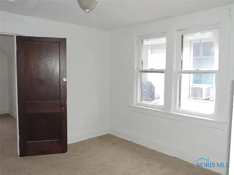 1440 Hamilton St — Photo 22