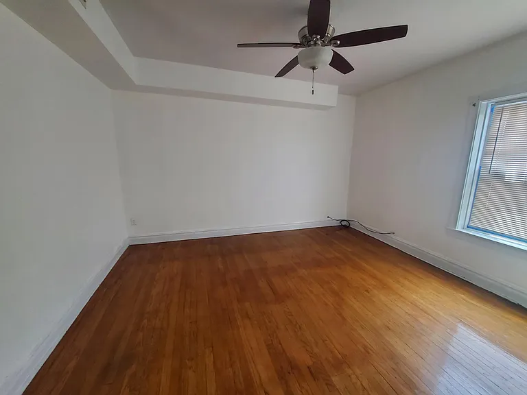 3024 W Addison St #2 — Photo 9