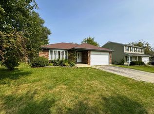 702 Burdette Ave, Glendale Heights, IL 60139