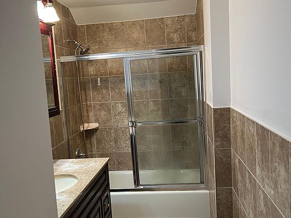 2nd image of 76 Mulberry Ave