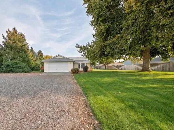 183 Jill Marie St, Burbank, WA 99323