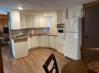 3500 W Jefferson Ave #38, Trenton, MI 48183