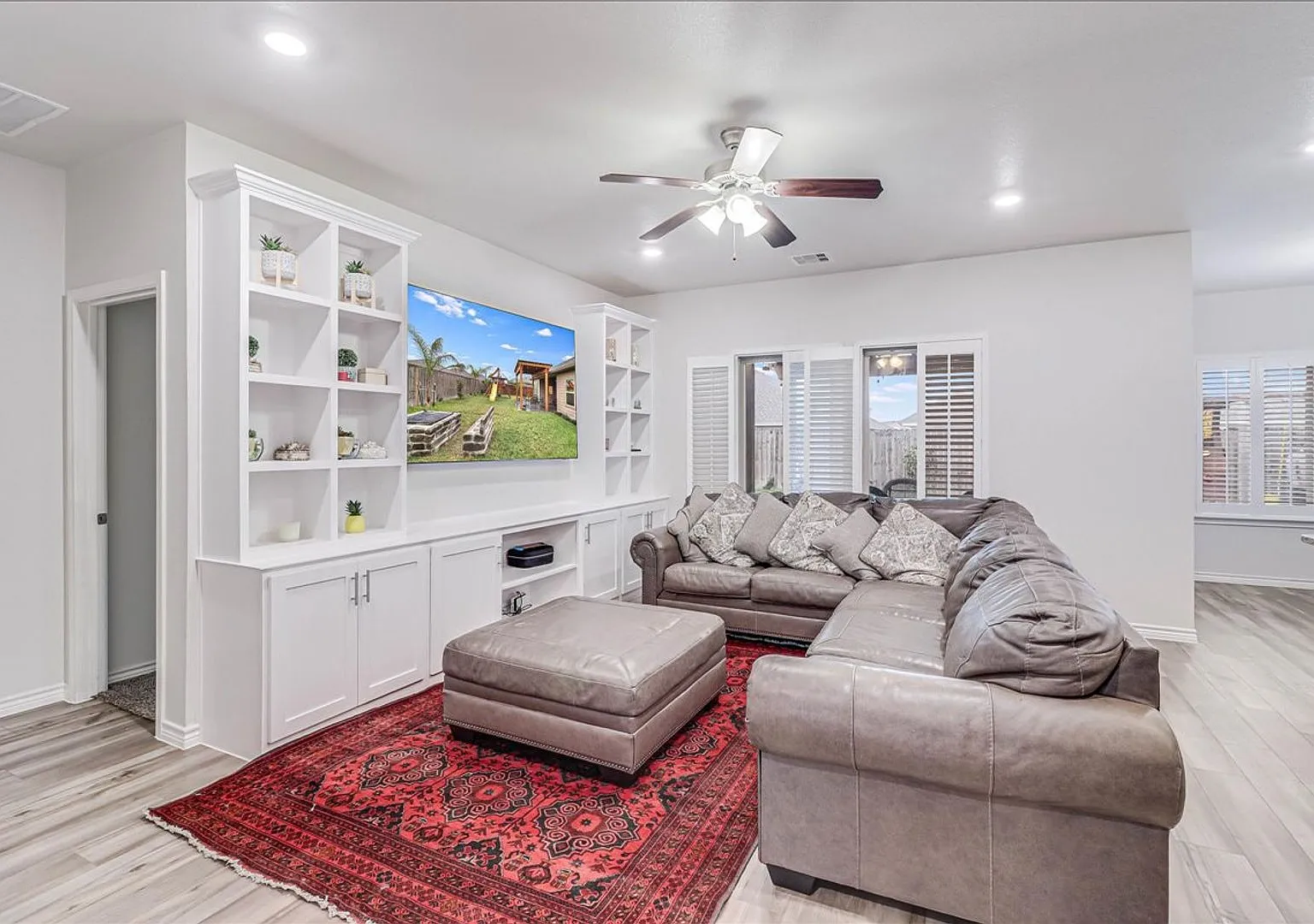 7938 Fort Griffen - 4/bedroom 3/bathroom - $2895/month — Photo 3