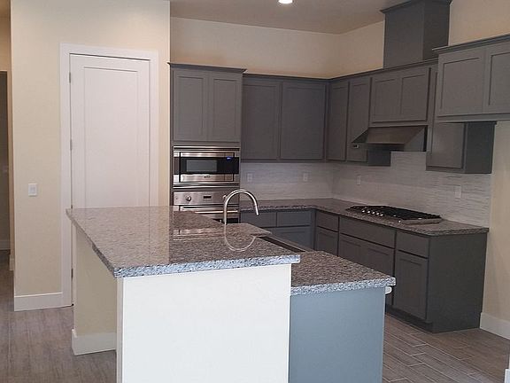 4th image of 2815 Sevilla Ln