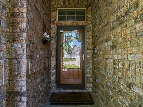 5th image of 1733 Colorado Dr