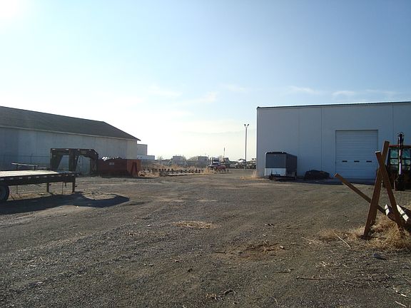 5th image of 1066 North Industrial Park Circle