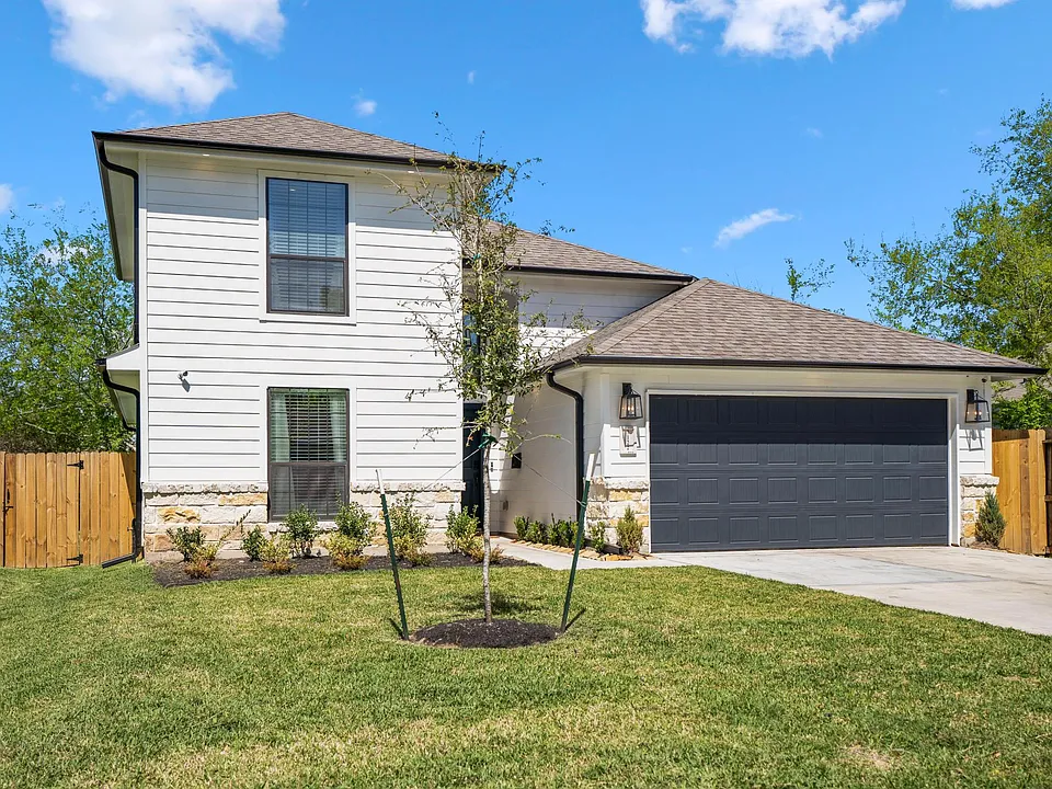 7122 Conley St