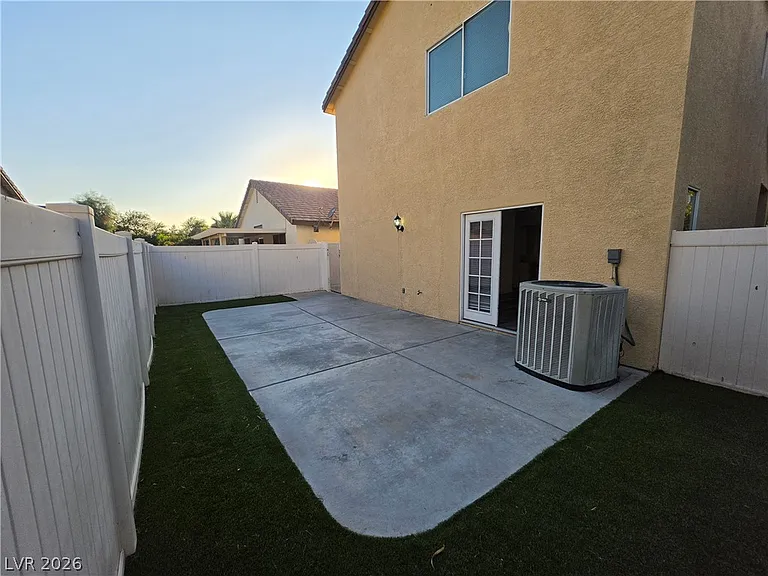 4355 Holden St — Photo 29