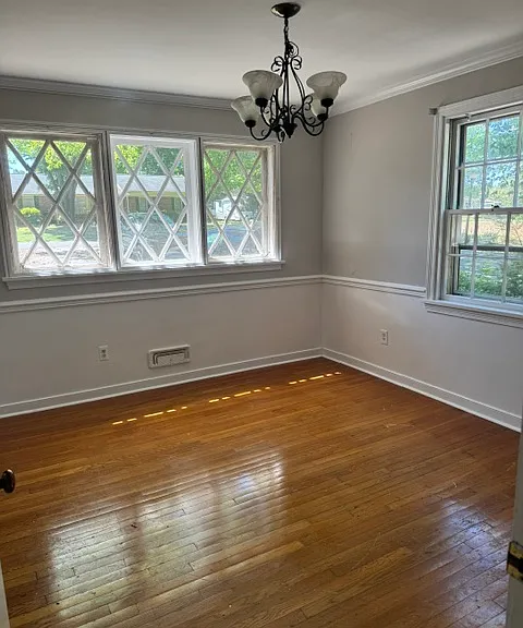 10548 Ashburn Rd N — Photo 4