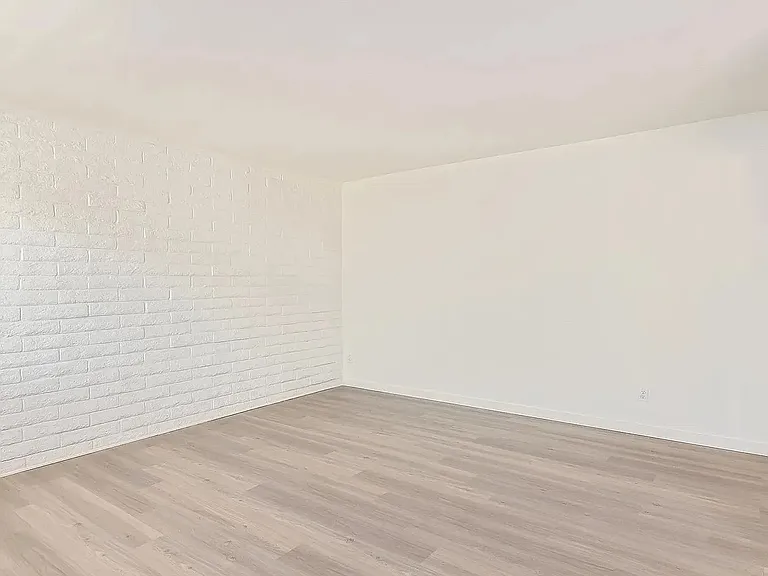 1808 N 31st St #5 — Photo 10