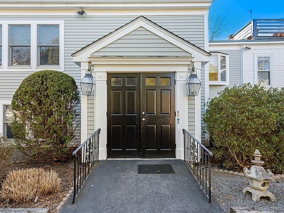 3rd image of 9 Broadway Ave #C