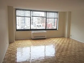 Rented by Raz Realty