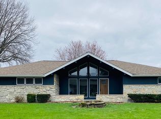 2110 Round Barn Rd, Anderson, IN 46017