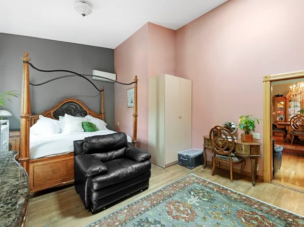 31-47 43rd Street image 8 of 17