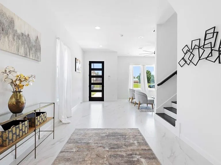 8414 Cannon St — Photo 5