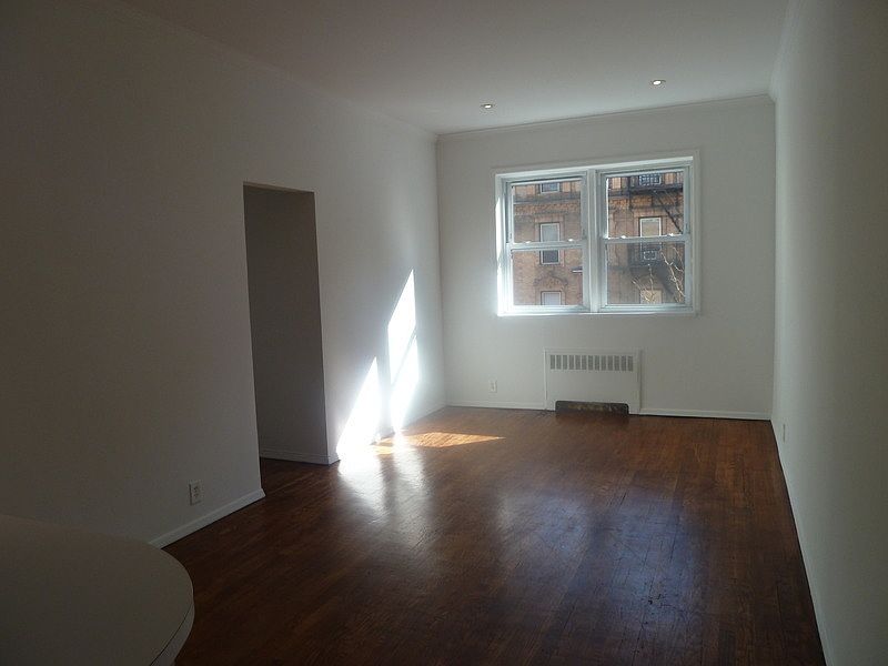 1st image of 128 E 91st St APT 3E