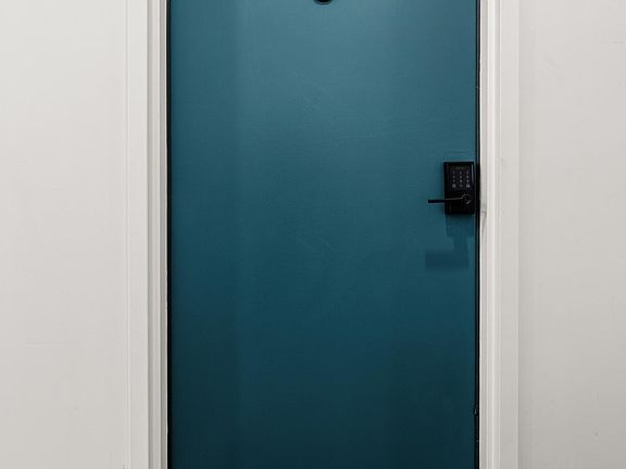 3rd image of 118 Court Ave #5