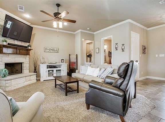 5th image of 909 Egan Way Ct