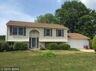 619 Castlewood Dr, Upper Marlboro, MD 20774