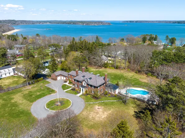 57 Foreside Road, Cumberland, ME 04110